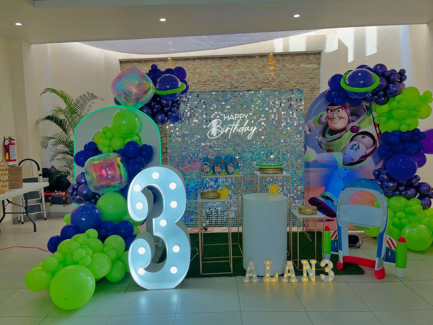 Celebración de Cumpleaños Elegante